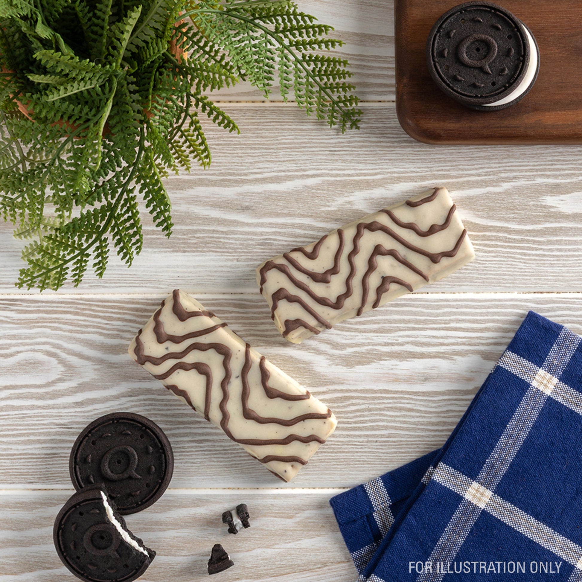 dipped-cookies-and-cream-protein-bars-e9 15807_QN_USA_ProteinBar_CAC_InterimAssetUpdate_Digital-Dipped-ProductCarouselSet_Tabletop2.jpg