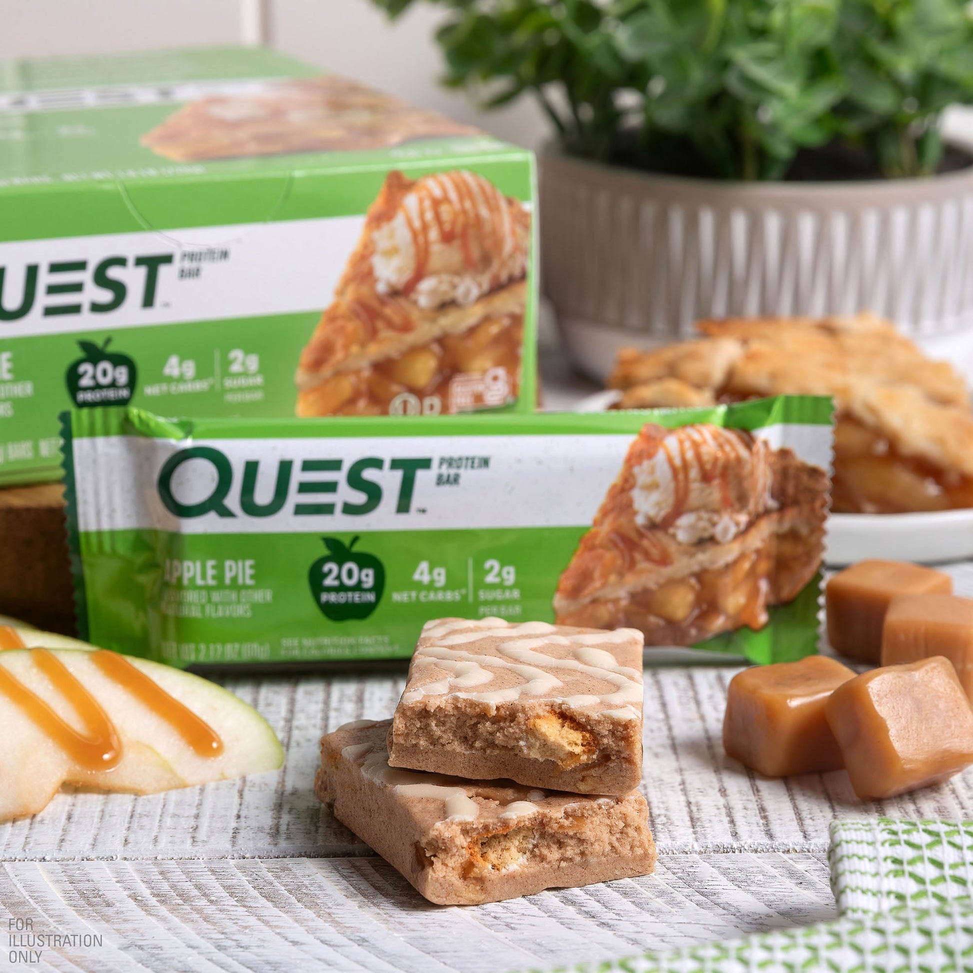 apple-pie-protein-bars-j4 qst-000647-apple-pie-protein-bars_4.jpg
